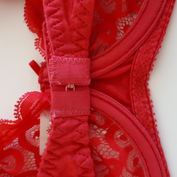 Stretch Lace Bra - Picture 5 of 7